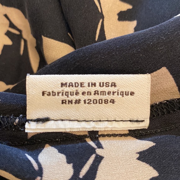 Tucker V-Neck, Short Sleeve, 95% Silk Top, Tunic or Mini Dress - Picture 8 of 10